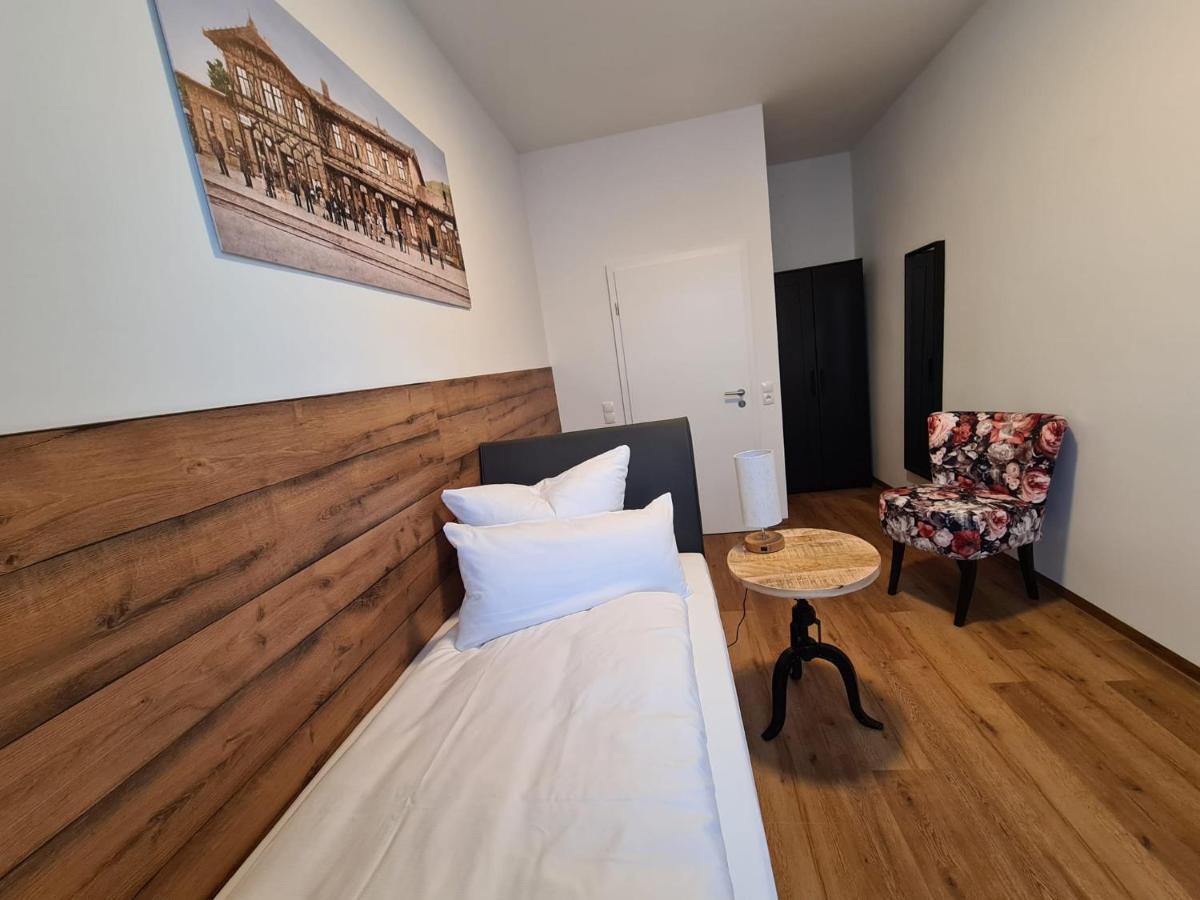 Hotel Gleis 3Viertel Jena Esterno foto